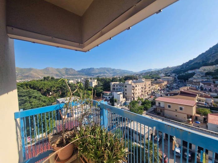 Appartamento quadrilocale in vendita in Piazzale del Tricolore, Calatafimi Alta, Palermo