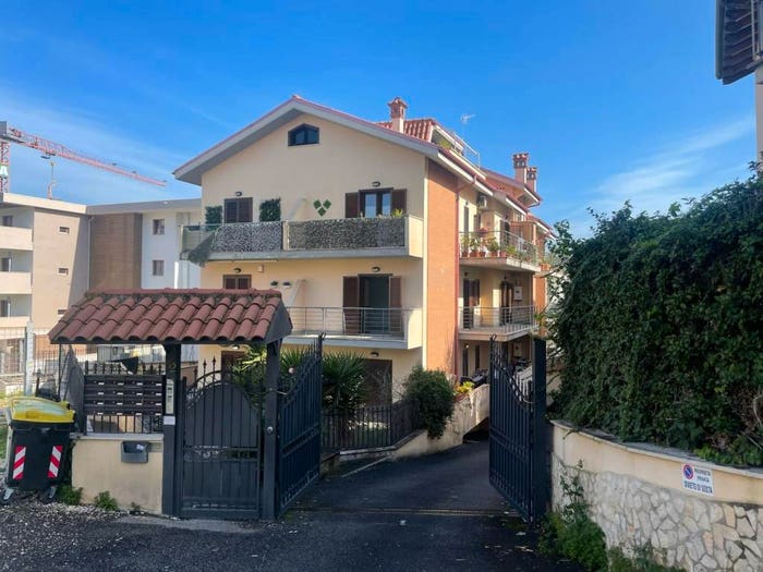 Appartamento trilocale in vendita in Via Ischia, Via Gramsci Via Monti Sabini, Monterotondo