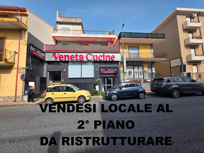 Appartamento con 6 locali in vendita in Via Nazionale, Saponara Marittima, Saponara