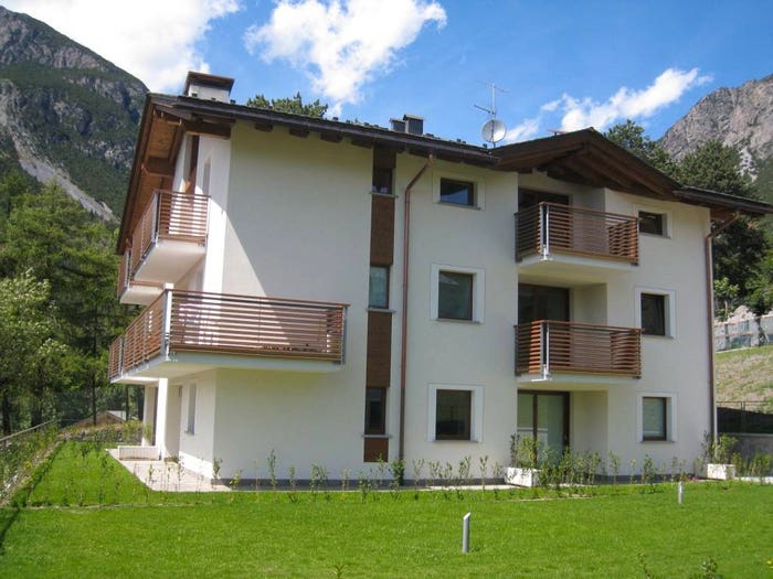 Casa trilocale in vendita in Via Bagni Nuovi, Valdidentro