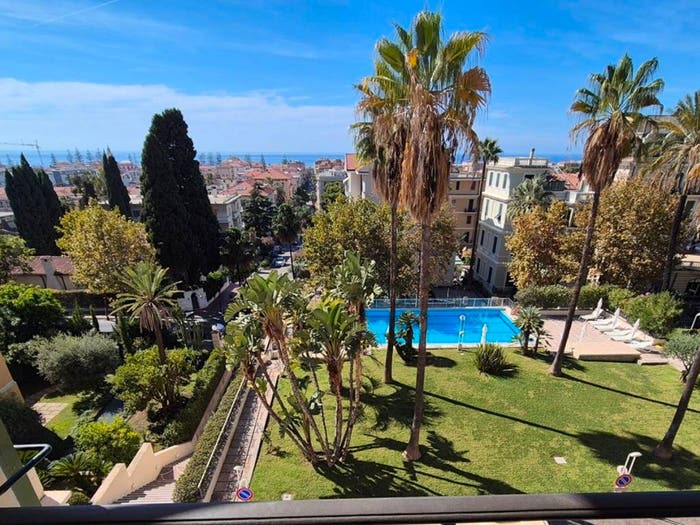 Appartamento trilocale in vendita in Via Romana, Bordighera