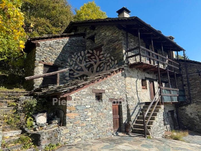 Casa con 6 locali in vendita in meire di ciampanesio, Sampeyre