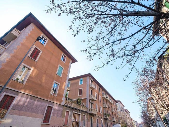 Appartamento trilocale in vendita in Via Giovanni Ambrogio de Predis, Certosa, Milano
