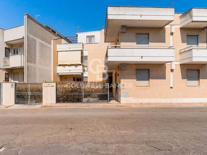 Casa con 5 locali in vendita in Viale Santa Caterina Novella, Centro, Galatina