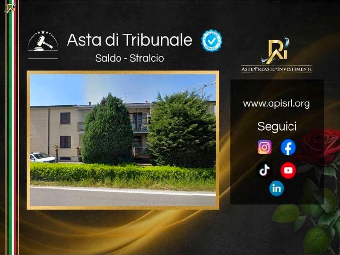 Appartamento trilocale in vendita in Via Trezzo, Vaprio d'Adda
