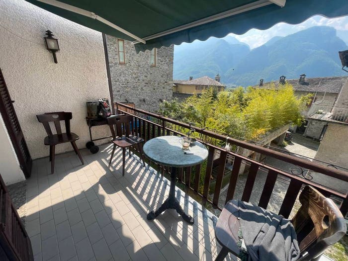 Casa quadrilocale in vendita in Via Emilio Visconti Venosta, Centro, Ardenno