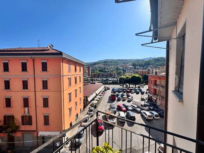 Appartamento con 5 locali in vendita in Piazza Giuseppe Garibaldi, Porretta Terme, Alto Reno Terme