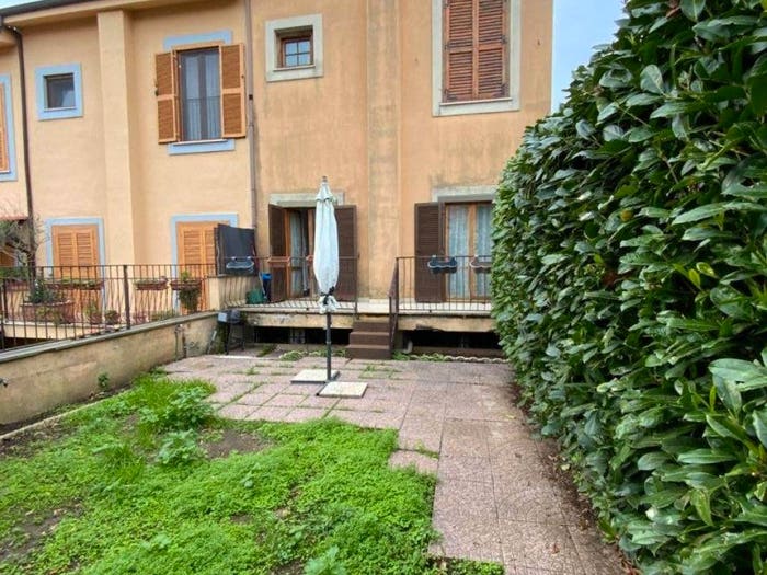 Casa con 5 locali in vendita in Via Amalfi, Centro, Genzano di Roma