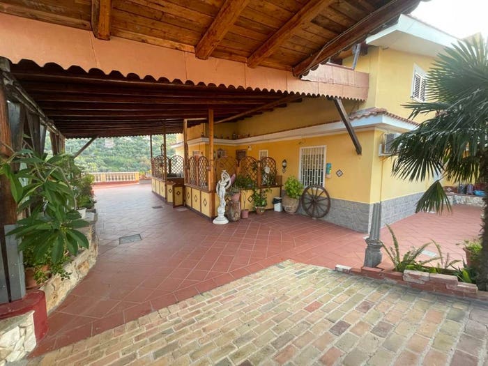 Casa con 6 locali in vendita in Via Fontana del Lupo, Fontana Lupo Rigolizia, Monreale