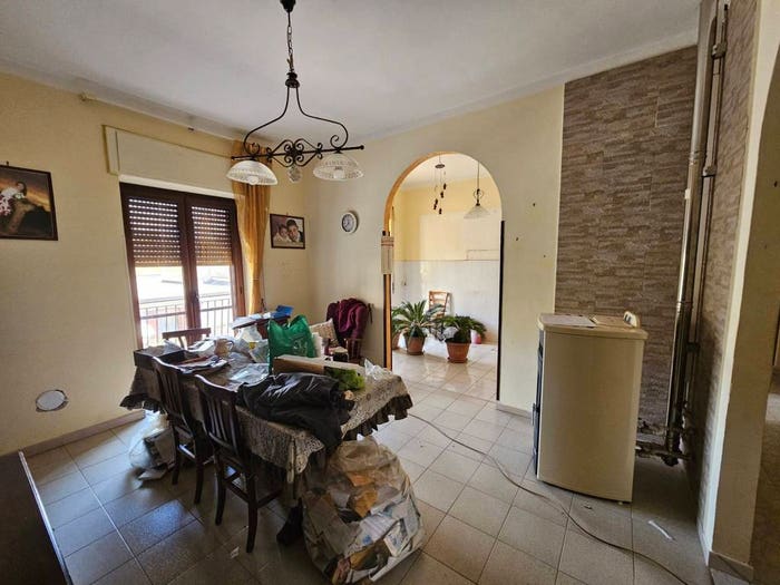 Appartamento quadrilocale in vendita in Via Quattro Giornate di Napoli, Sparanise