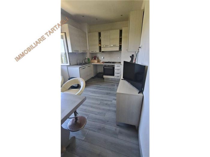 Appartamento trilocale in vendita in VIA POCCETTI, Galluzzo, Firenze