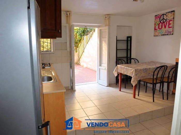 Appartamento con 6 locali in vendita in Via Mario Roselli Cecconi, Novoli, Firenze