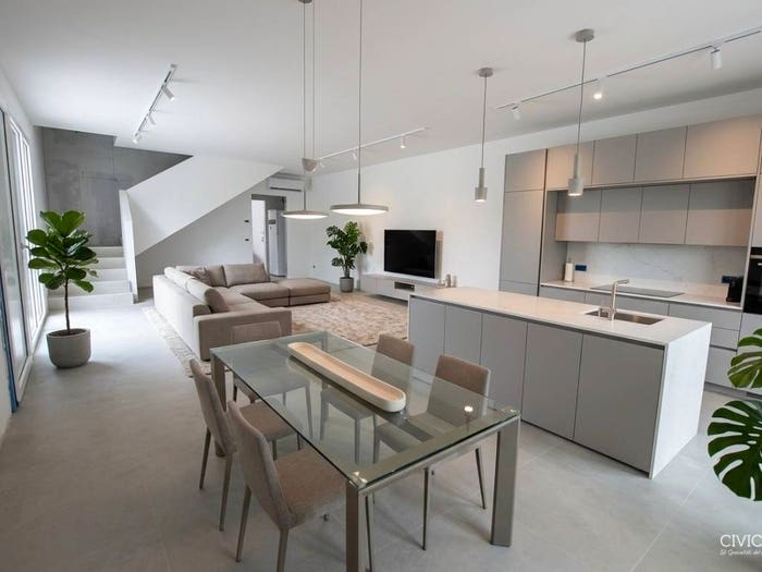Casa con 6 locali in vendita in Via Alessandro Volta, Centro, Curtarolo