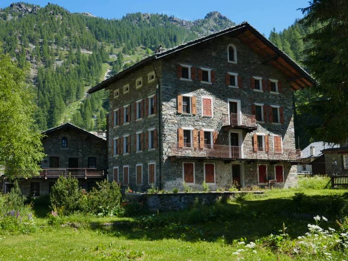 Appartamento con 5 locali in vendita in Località Edelboden Inferiore, Centro, GressoneyLaTrinitè