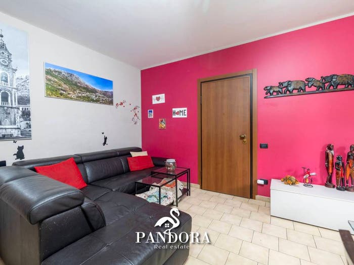 Appartamento trilocale in vendita in Via A Aleardi, Madonna in Campagna, Gallarate