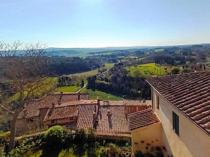 Casa con 6 locali in vendita in Centro, Cetona