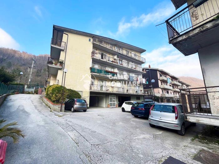 Appartamento trilocale in vendita in Via Quattro Cupe, Centro, Monteforte Irpino