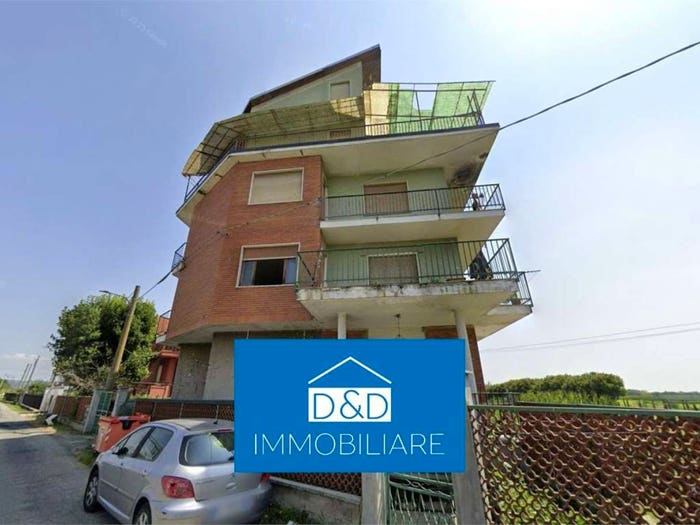 Appartamento trilocale in vendita in Via XXV Aprile, Rodallo, Caluso