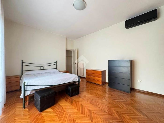 Appartamento trilocale in vendita in Via Paolo Viviani, Semicentro, Crema