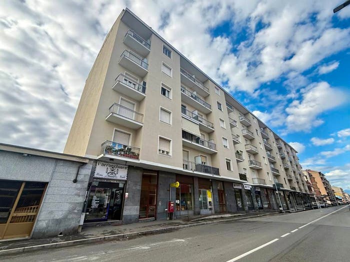 Appartamento trilocale in vendita in Via Aprile, Nichelino