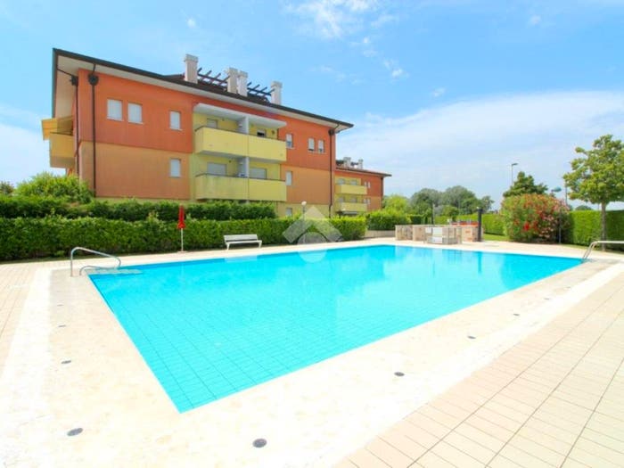Appartamento trilocale in vendita in Viale degli Aironi, Caorle