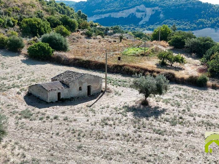 Casa quadrilocale in vendita in Contrada Renna, Noto