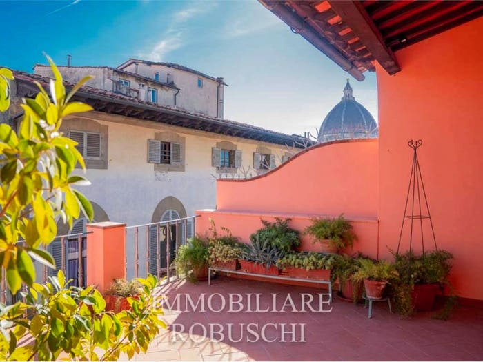 Appartamento con 6 locali in vendita in PIAZZA DEL DUOMO, Duomo, Firenze