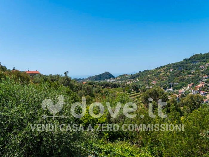 Casa trilocale in vendita in via Gavaudan, Centro, Vallebona