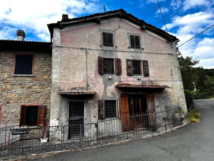 Casa trilocale in vendita in Via Vescovado, Monghidoro
