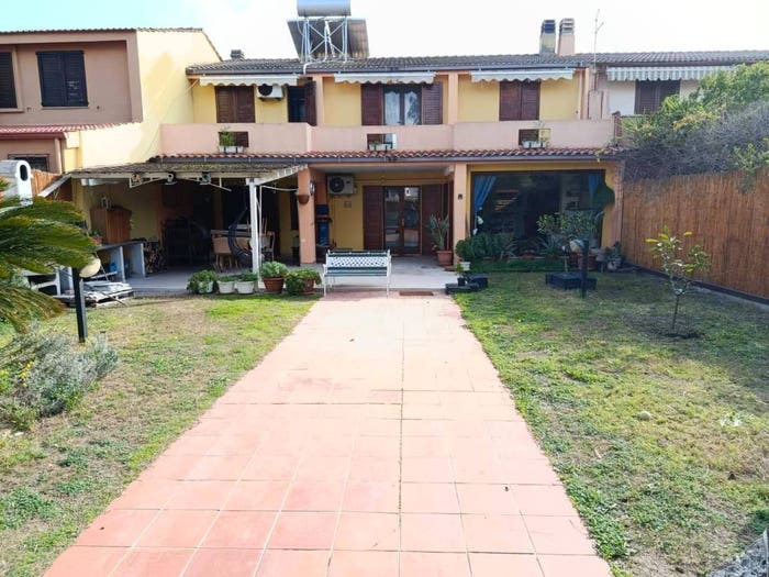 Casa quadrilocale in vendita in via lago di varese, Capitana, Quartu Sant'Elena