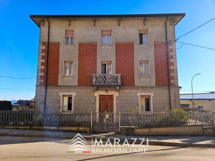 Casa con 6 locali in vendita in Via Roma, Centro, Bore