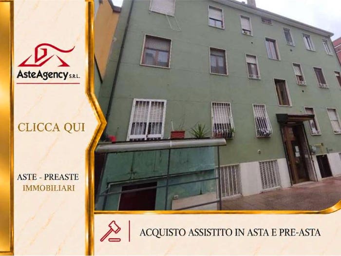 Appartamento trilocale in vendita in Via Giovanni Paradisi, Crescenzago, Milano
