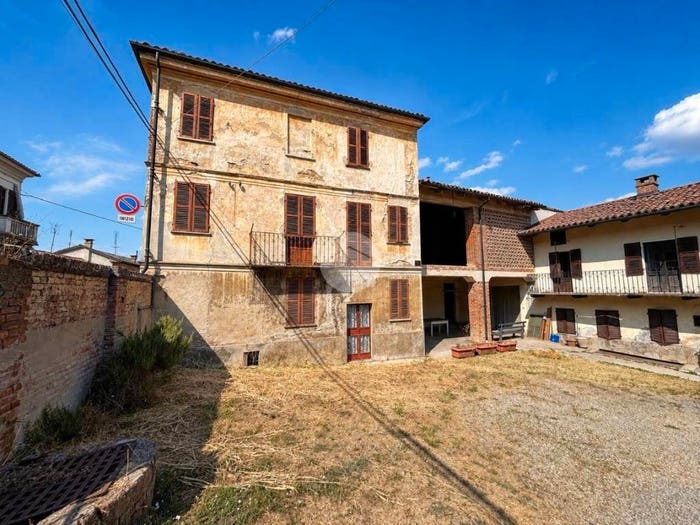 Casa con 6 locali in vendita in Via Guglielmo Marconi, Scurzolengo