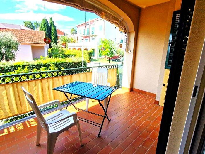 Appartamento bilocale in vendita in Via San Giuseppe, Centro, Loano