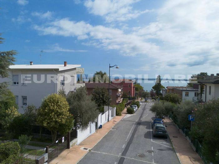 Appartamento quadrilocale in vendita in Via Desenzanino, Desenzanino, Desenzano del Garda