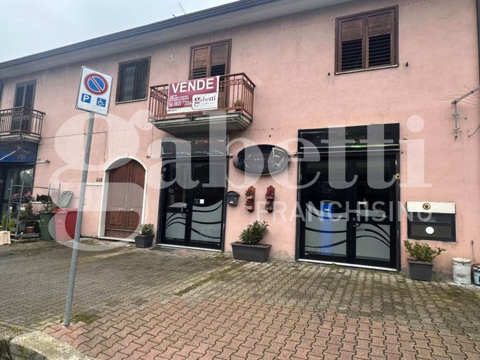 Casa trilocale in vendita in Viale Italia, Quattrograna Bellizzi Sant'Oronzo, Avellino