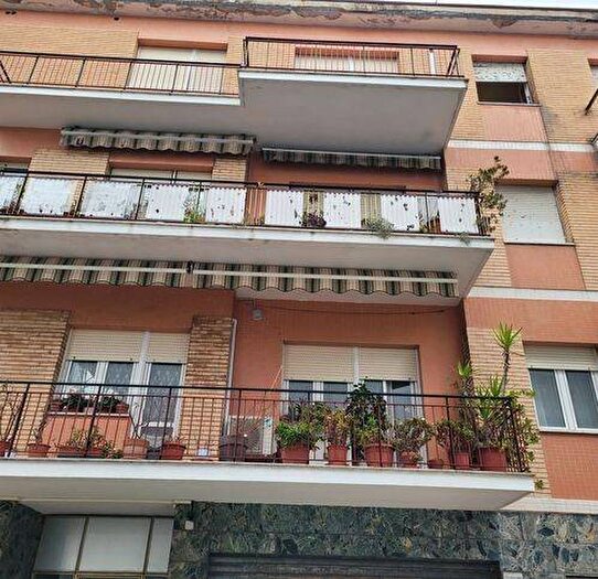 Appartamento trilocale in vendita in Via Bezzecca, Borgo Rodi, Ancona