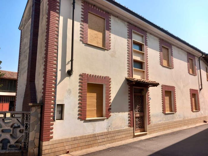 Casa con 6 locali in vendita in Via Centro, Mandrogne, Alessandria