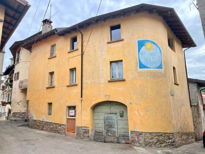 Casa con 6 locali in vendita in Via Giuseppe Mazzini, Centro, Rancio Valcuvia
