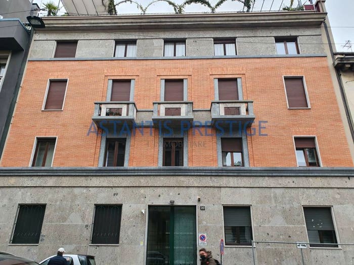 Appartamento trilocale in vendita in Via Francesco Domenico Guerrazzi, Arco della Pace, Milano