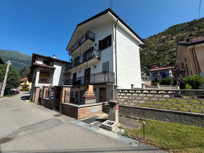 Casa con 6 locali in vendita in Via Marzano, San Giuseppe, Mompantero
