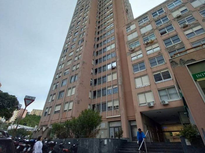 Appartamento bilocale in vendita in Via Antonio Cantore, Sampierdarena, Genova
