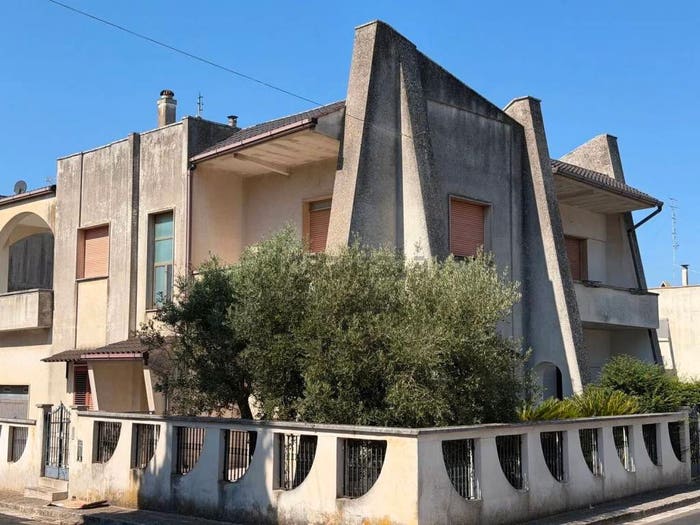 Casa con 6 locali in vendita in Via Abruzzi, Casarano