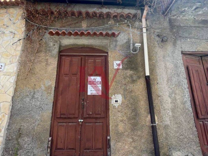 Casa in vendita in VIA ALESSANDRO MANZONI, Centro, Barcellona Pozzo di Gotto