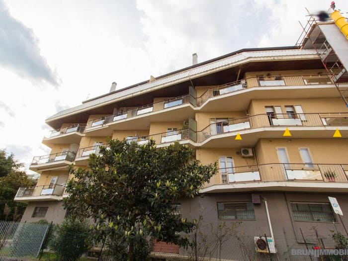 Appartamento con 6 locali in vendita in Via Giovanni XXIII, Centro, Ortona