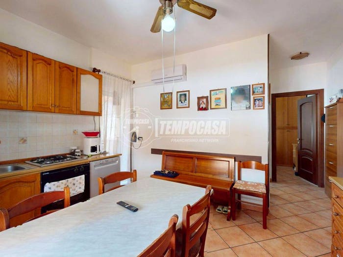 Appartamento quadrilocale in vendita in Via Alessandro Manzoni, Ospedale, Carpi