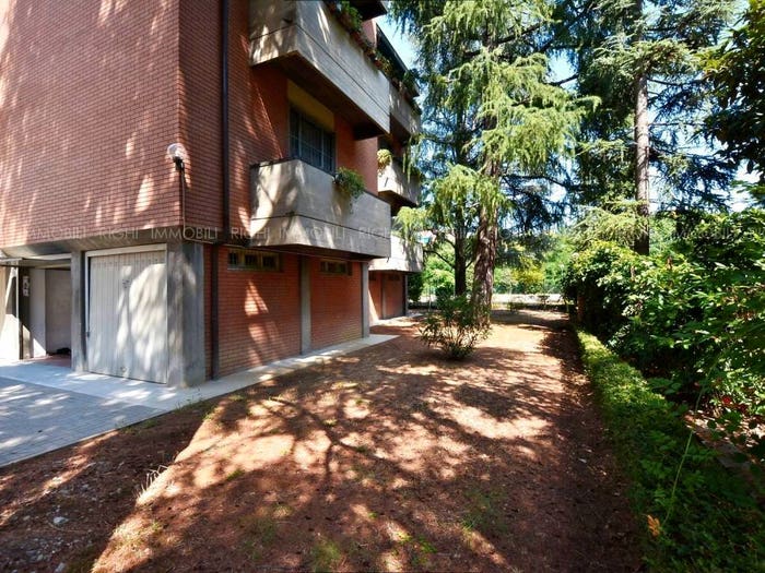 Appartamento quadrilocale in vendita in Via Gherardo Ghirardini, Savena, Bologna