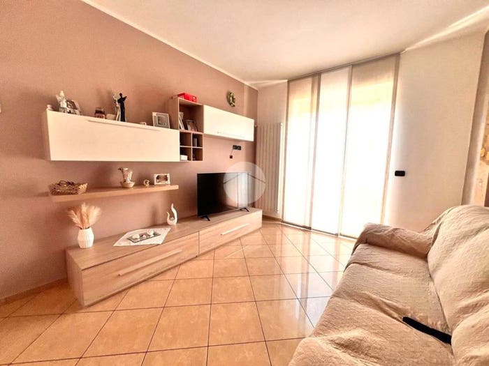 Appartamento quadrilocale in vendita in Via Bricco, Centro, Gassino Torinese
