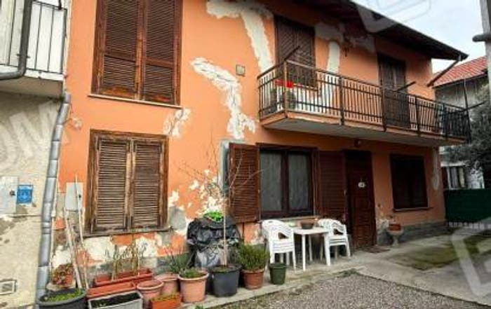 Appartamento trilocale in vendita in Via Pavia, Borsano, Busto Arsizio