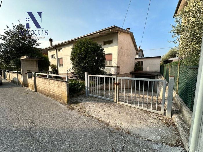Casa con 5 locali in vendita in Via Dante Alighieri Tavernelle, Tavernelle, Colli al Metauro
